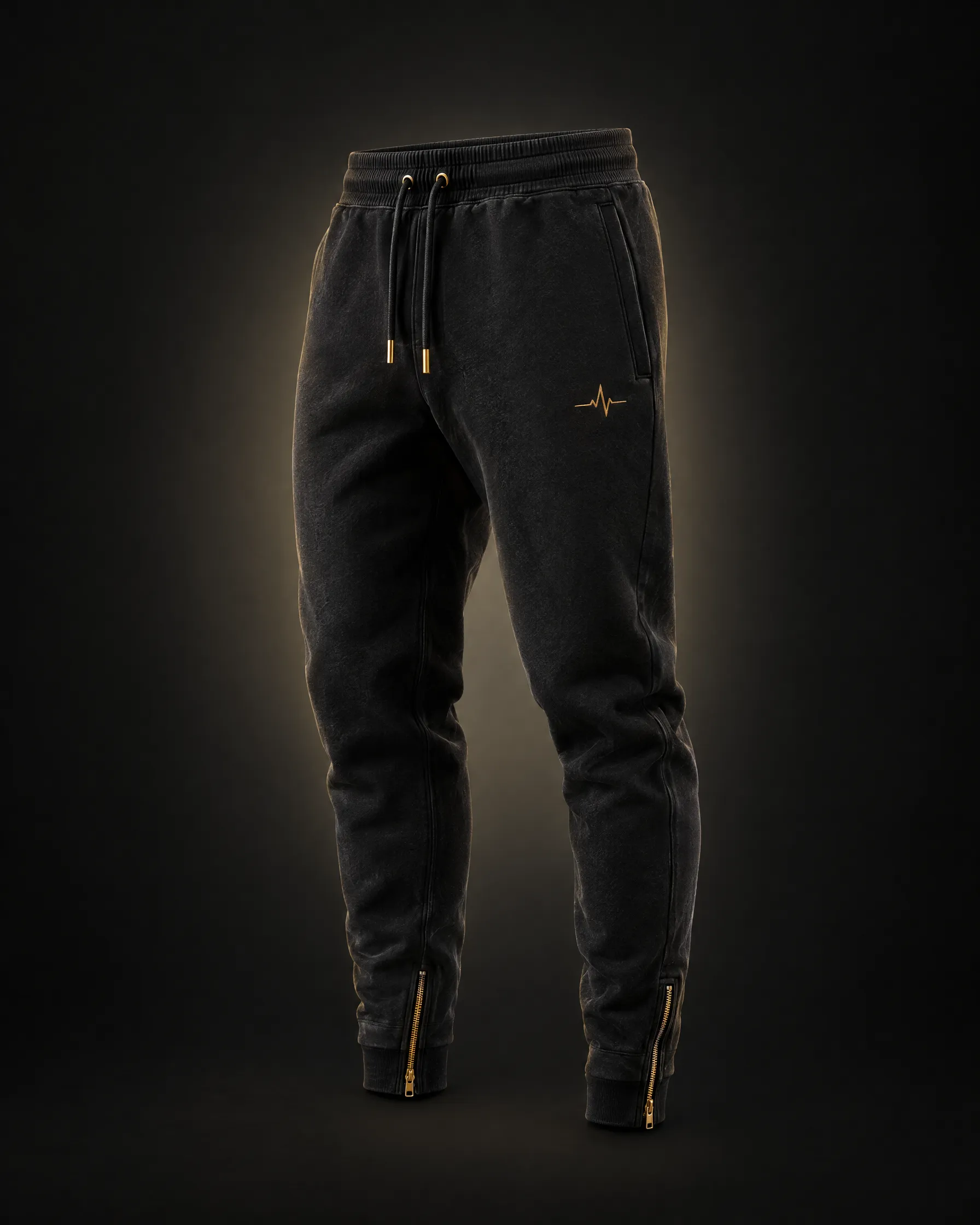 Rise Tapered Jogger in black and gold